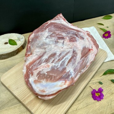 Épaule D'Agneau Avec Os **